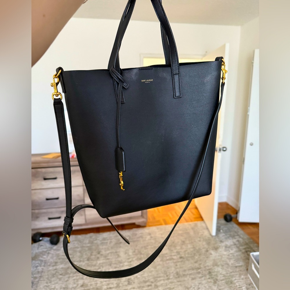 Saint Laurent shopping north/south toy tote in smooth leather - Picture 1 of 4